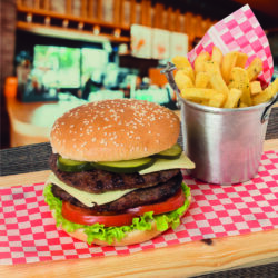 Hamburguesa Doble 300 gr  + Papa Francesa