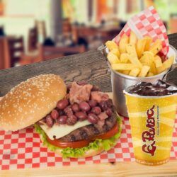 Combo Hamburguesa Ranchera 150 gr con Papa Francesa, Gaseosa Dispensador