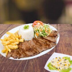 Carne asada  Ensalada Hawaiana